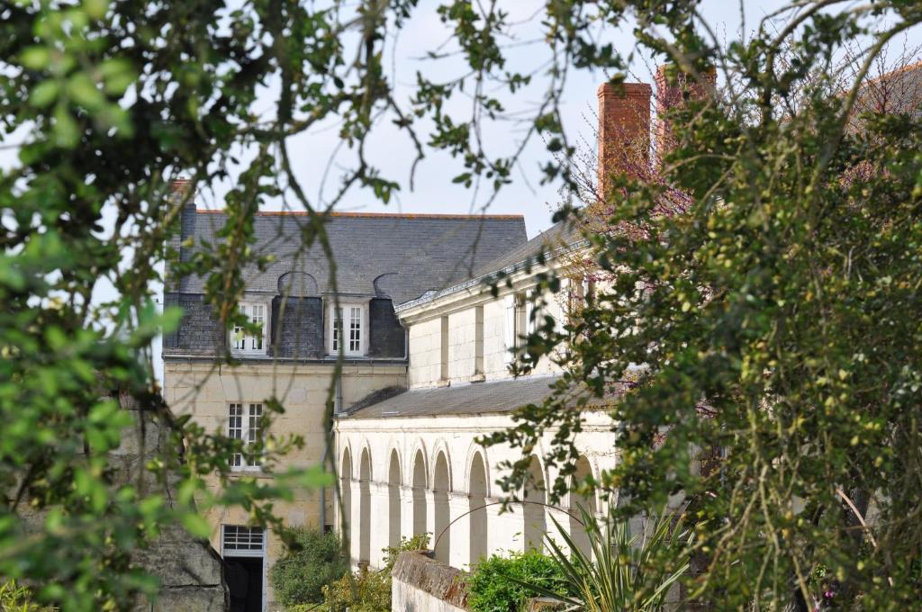 Bed and Breakfast Manoir De Boisairault Le Coudray-Macouard Exterior foto