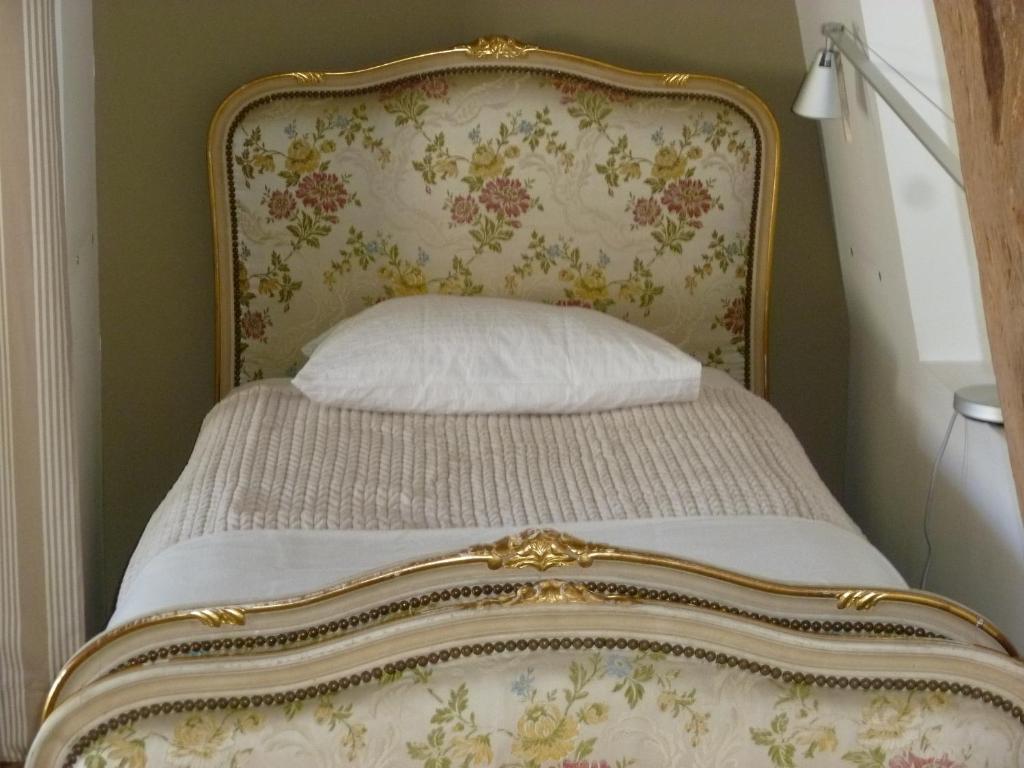 Bed and Breakfast Manoir De Boisairault Le Coudray-Macouard Zimmer foto