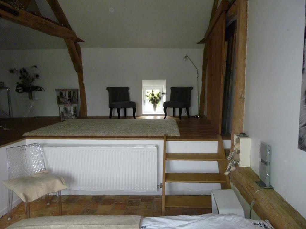 Bed and Breakfast Manoir De Boisairault Le Coudray-Macouard Exterior foto